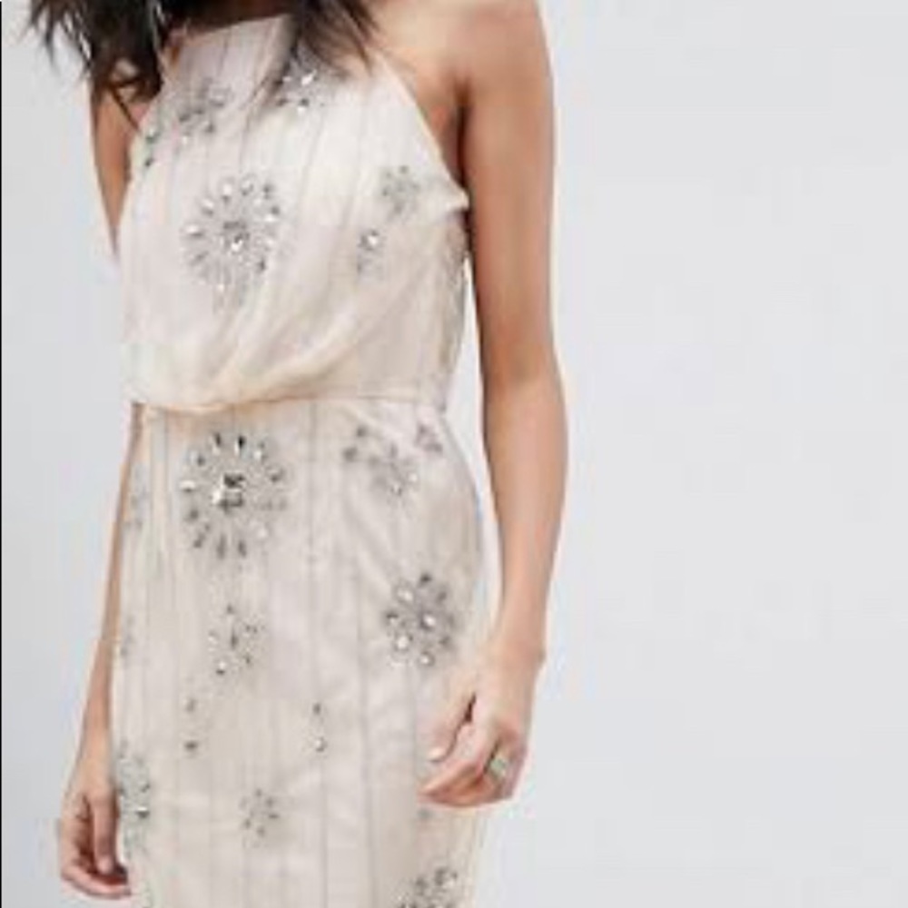 Evening dress, gorgeous detail! Stunning!!